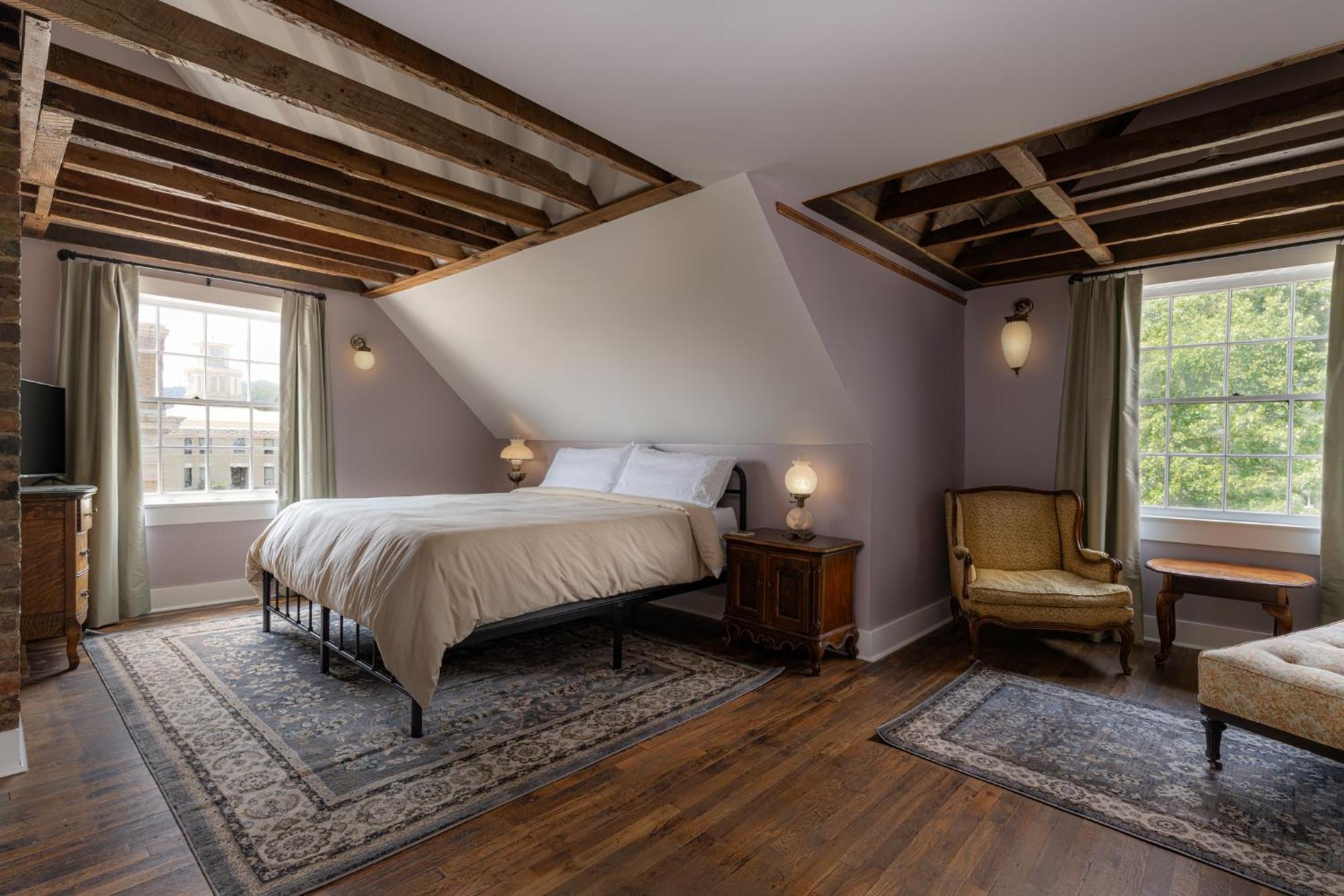 The Nuwray Hotel & Carriage House Burnsville Exteriér fotografie