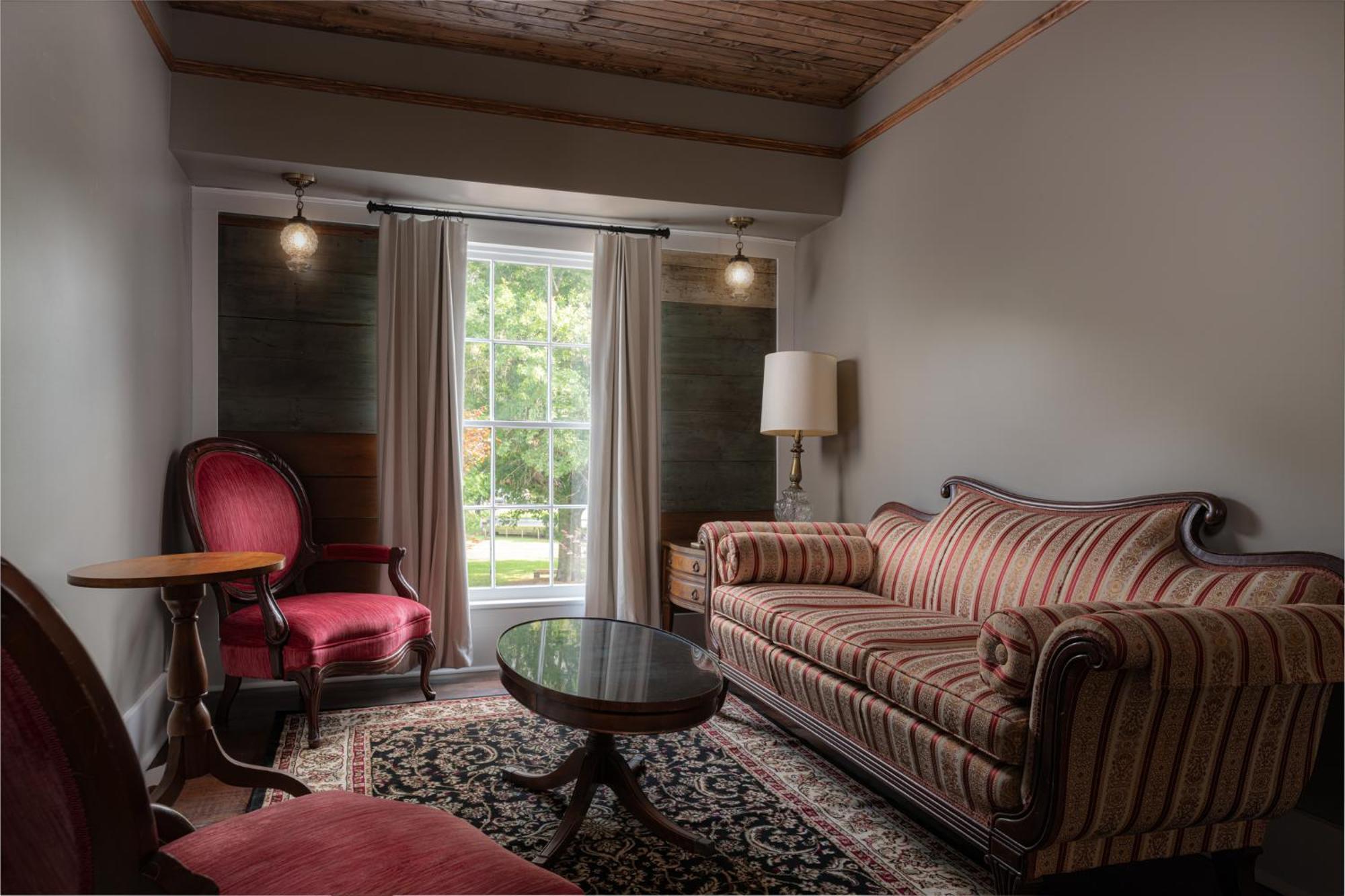 The Nuwray Hotel & Carriage House Burnsville Exteriér fotografie