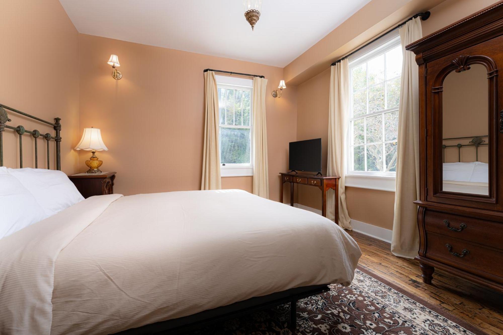 The Nuwray Hotel & Carriage House Burnsville Exteriér fotografie