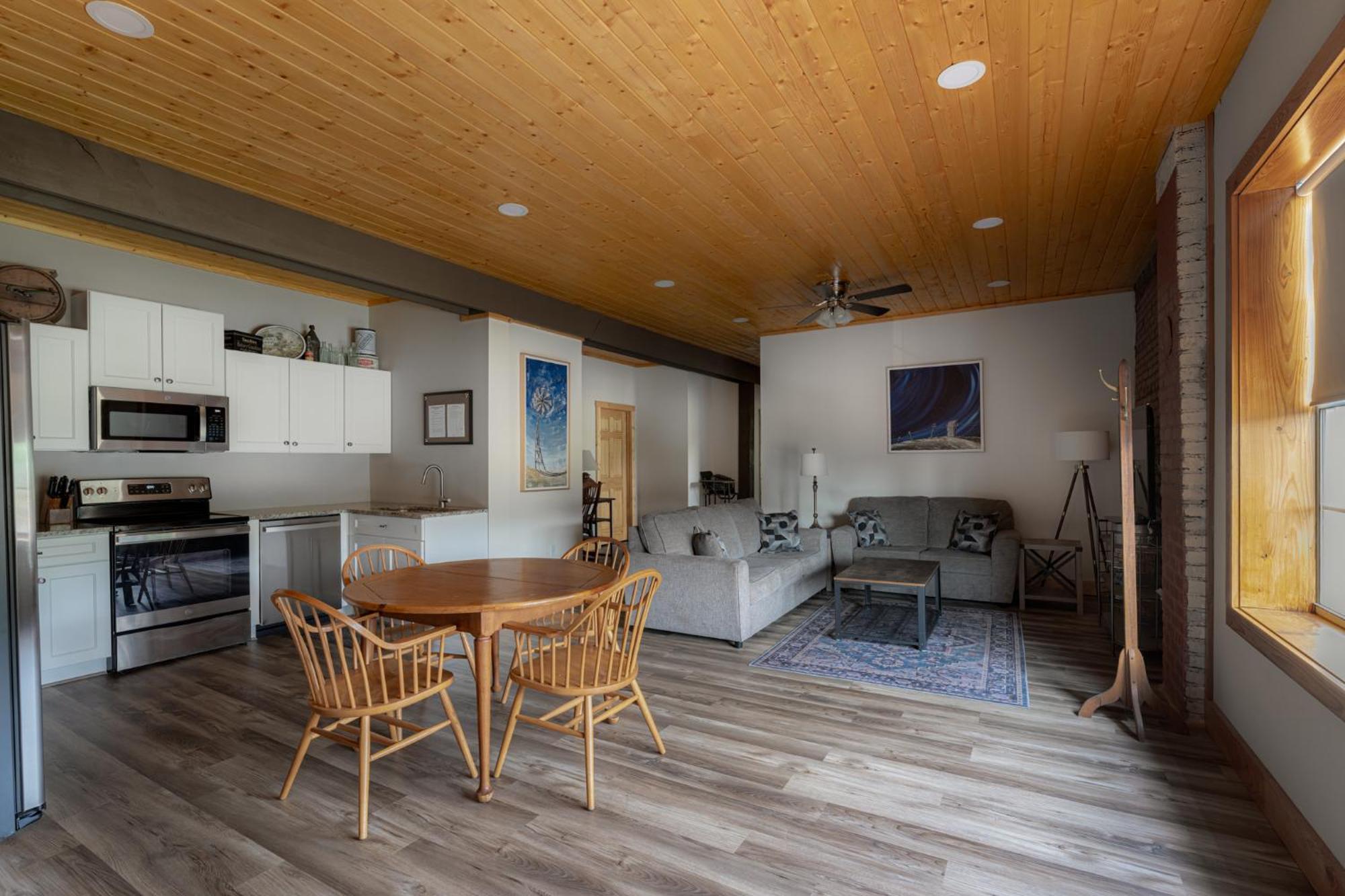 The Nuwray Hotel & Carriage House Burnsville Exteriér fotografie