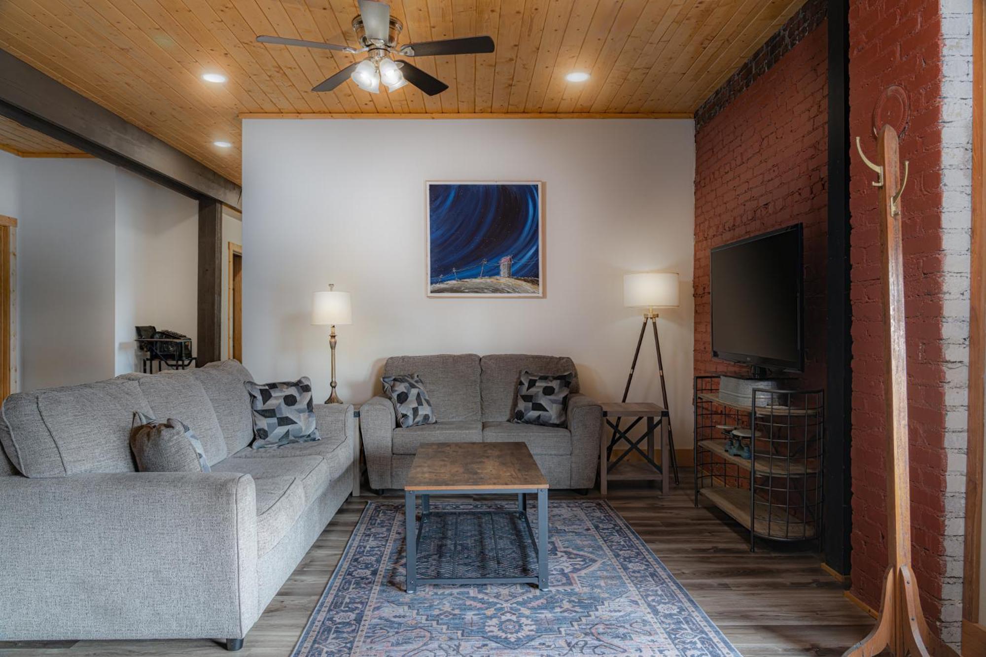The Nuwray Hotel & Carriage House Burnsville Exteriér fotografie