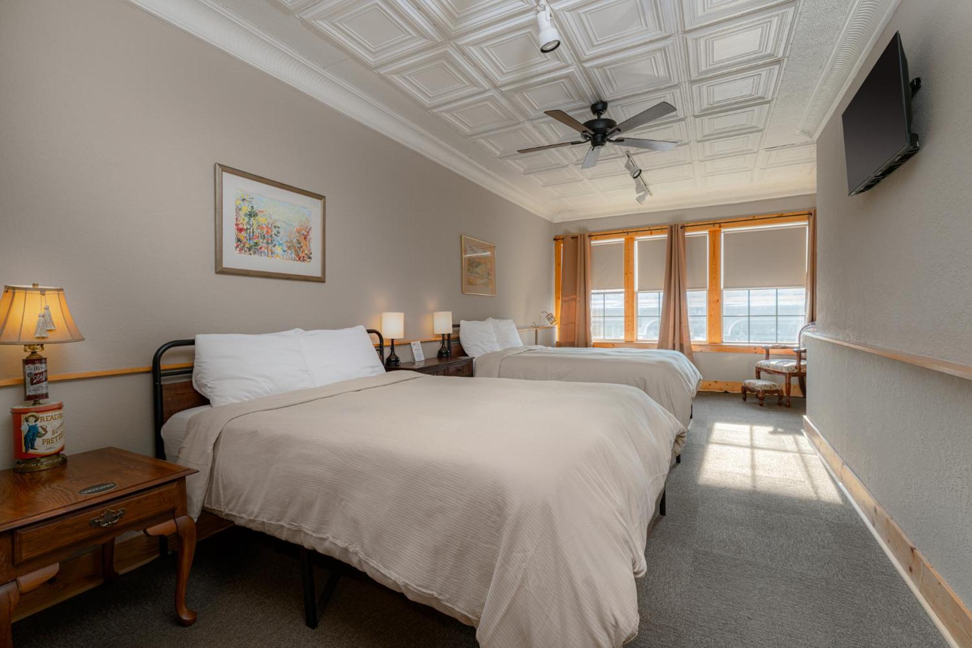 The Nuwray Hotel & Carriage House Burnsville Exteriér fotografie